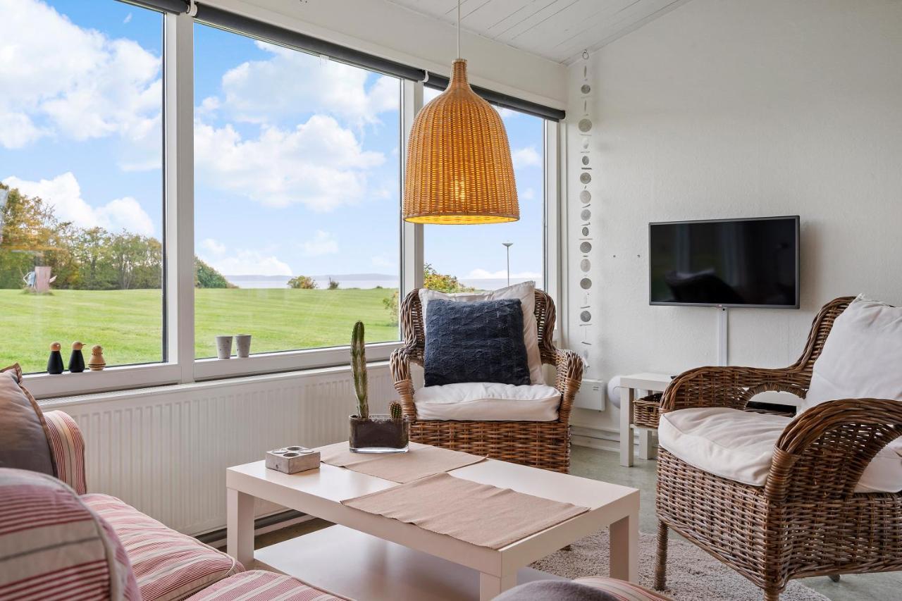 Cozy 2-Bedroom J Seaside Escape At Summerhouse Brenderup Zewnętrze zdjęcie